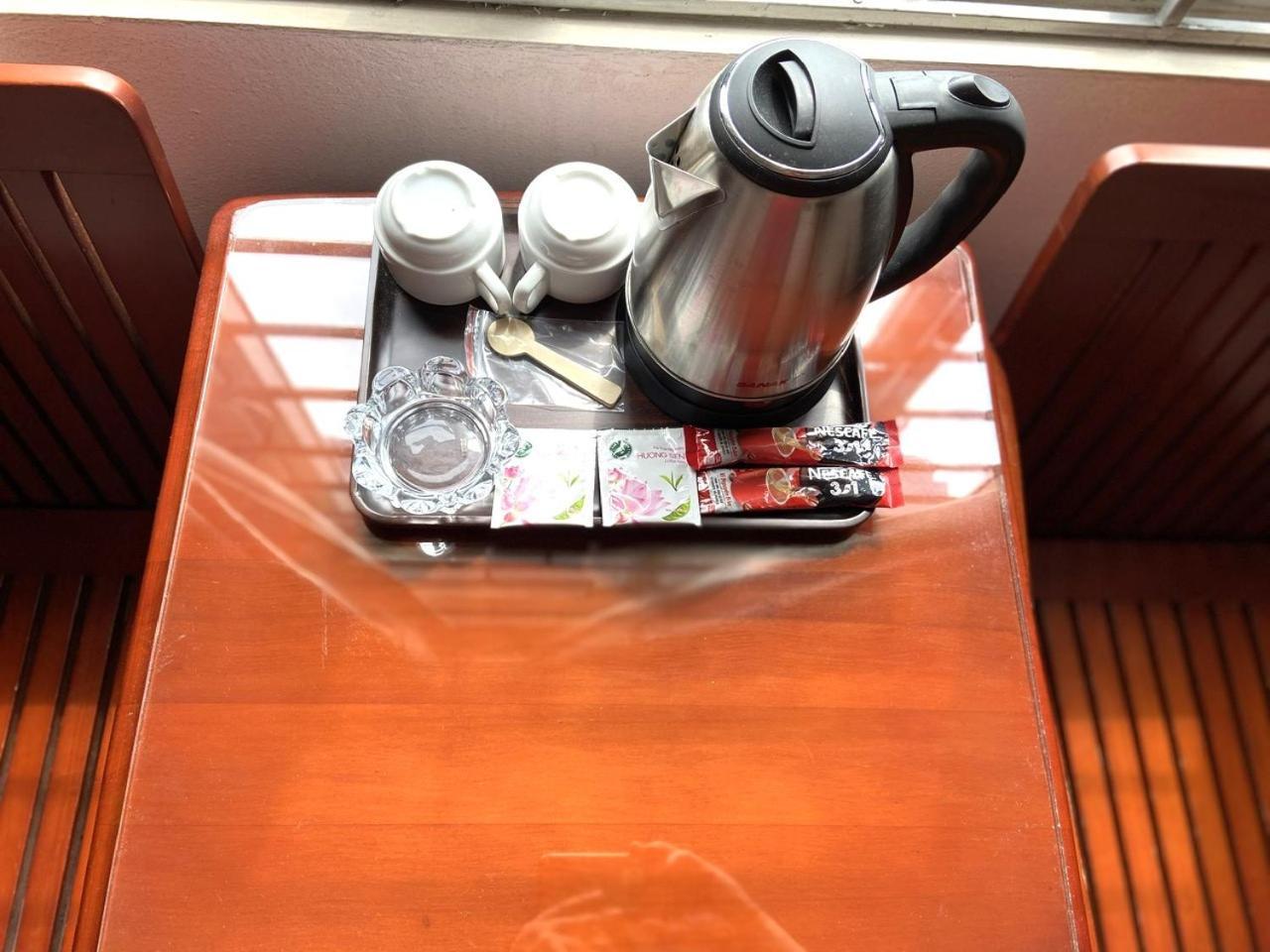 Hong Ha Airport Hotel Thach Loi Екстер'єр фото